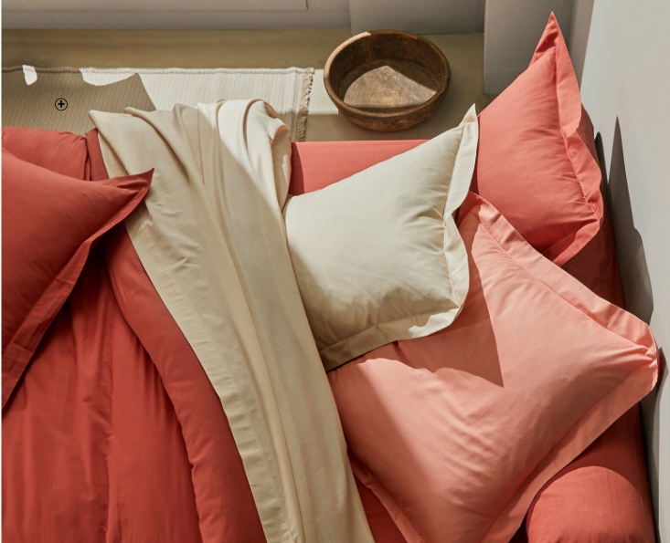 Effen bedlinnen in katoen met kant Effen bedlinnen met kant van 100% katoen Colombine® in terracottakleur, goedkoop | Blancheporte