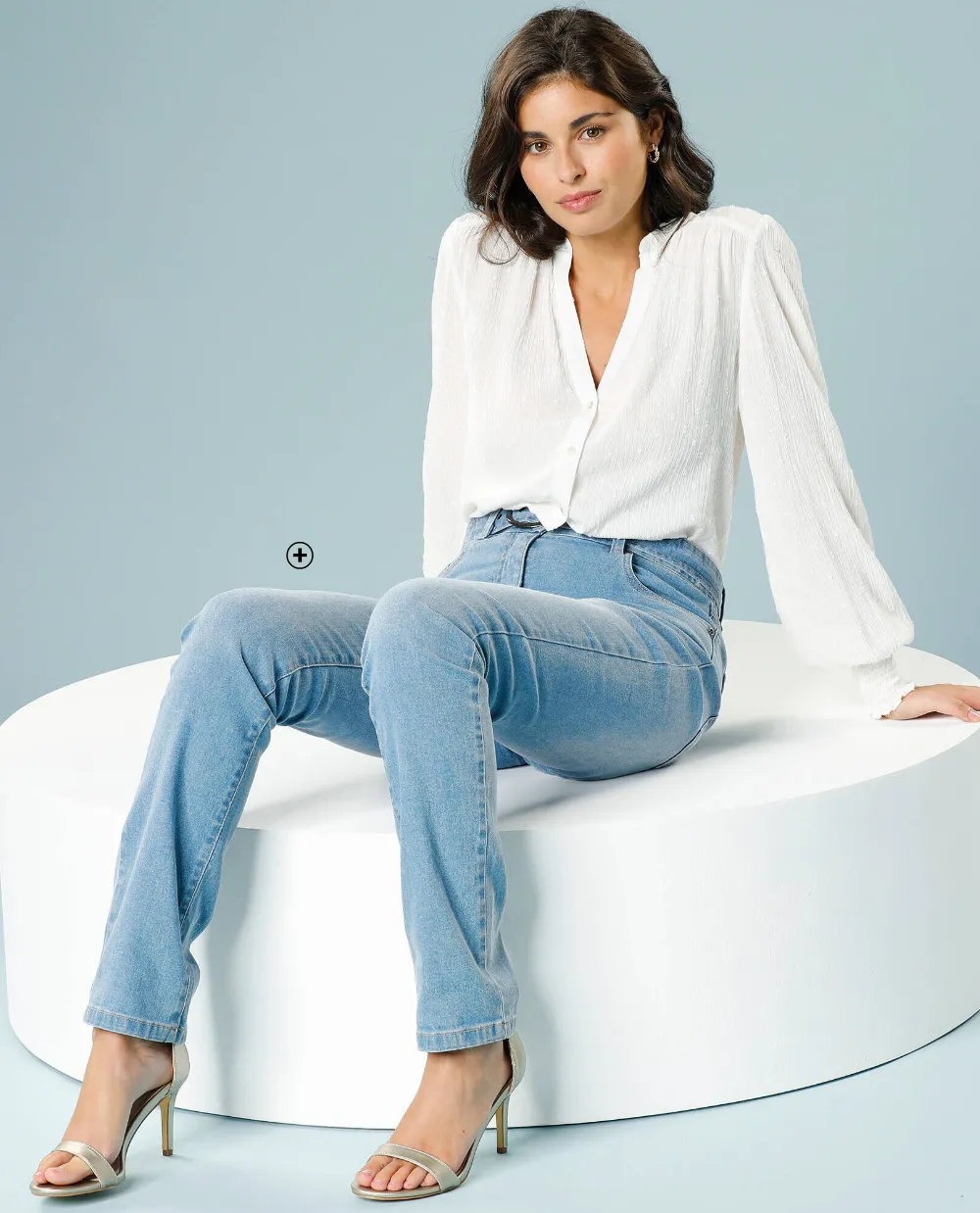 Plus size jeans in recht model met ceintuur - geschikt voor kleine lengtes | Blancheporte