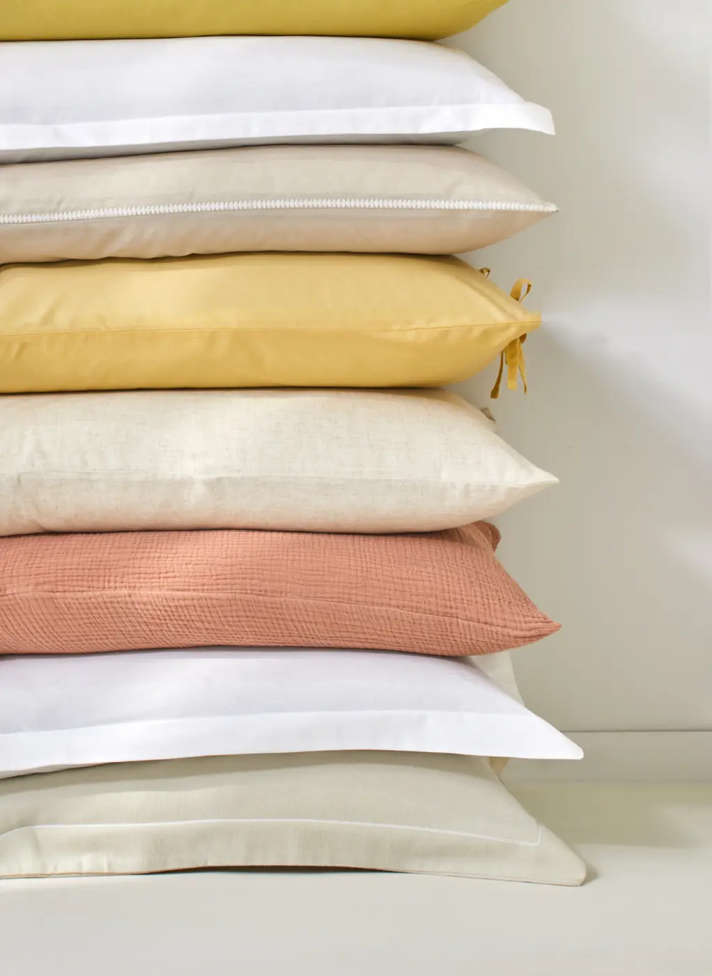 Profitez d'un large choix de matières et de grammage pour votre linge de lit avec Blancheporte