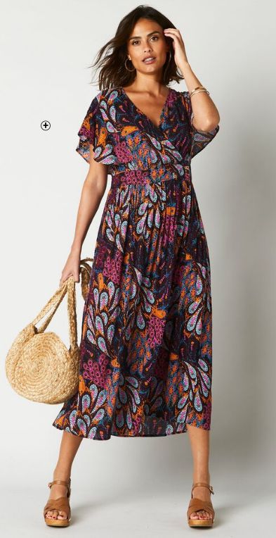 Robe volantée cache-coeur imprimée Robe volantée femme cache-coeur imprimée noir et bleu en crépon pas cher | Blancheporte