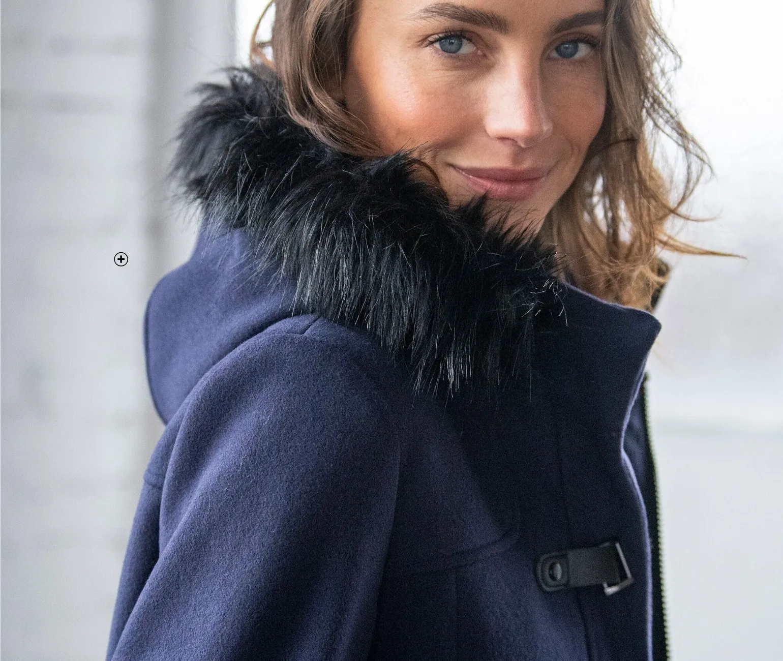 Manteau coloré femme à capuche fausse fourrure uni bleu marine pas cher | Blancheporte