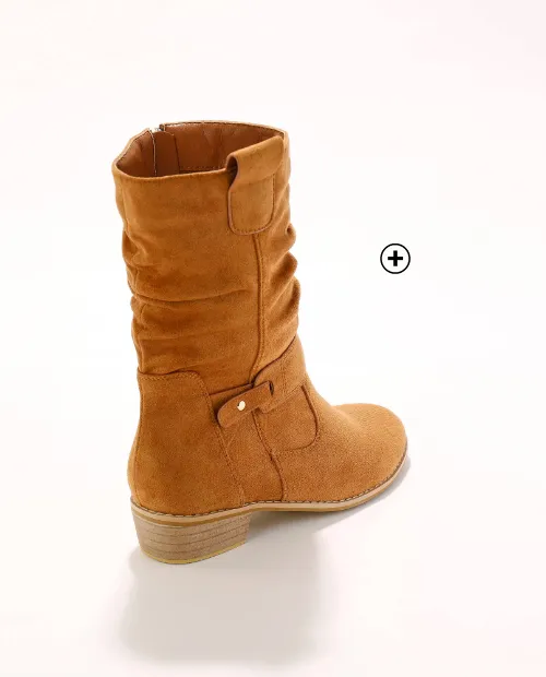 Halfhoge laarzen met plissé en hak met houtaspect, perfect als accessoire bij een trui-jurk voor een comfortabele look | Blancheporte