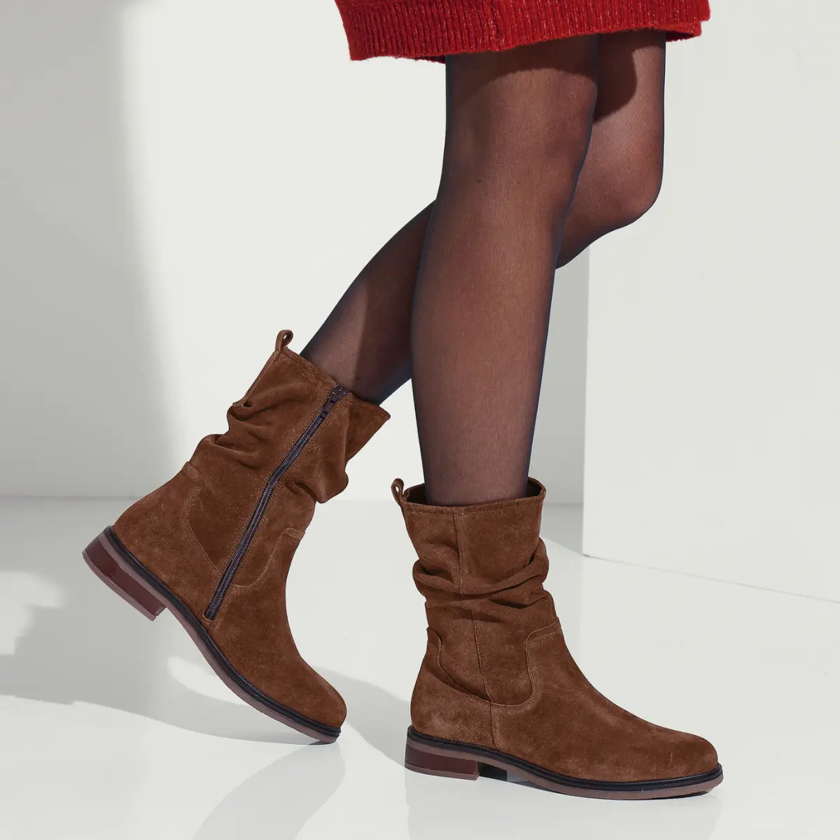 Gevoerde laarzen in plisséleer, perfect voor een comfortabele en stijlvolle winterlook met hoge boots | Blancheporte