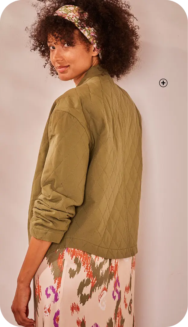 Gewatteerd jasje met kimonokraag, warmte en bohemian stijl op een lange jurk | Blancheporte