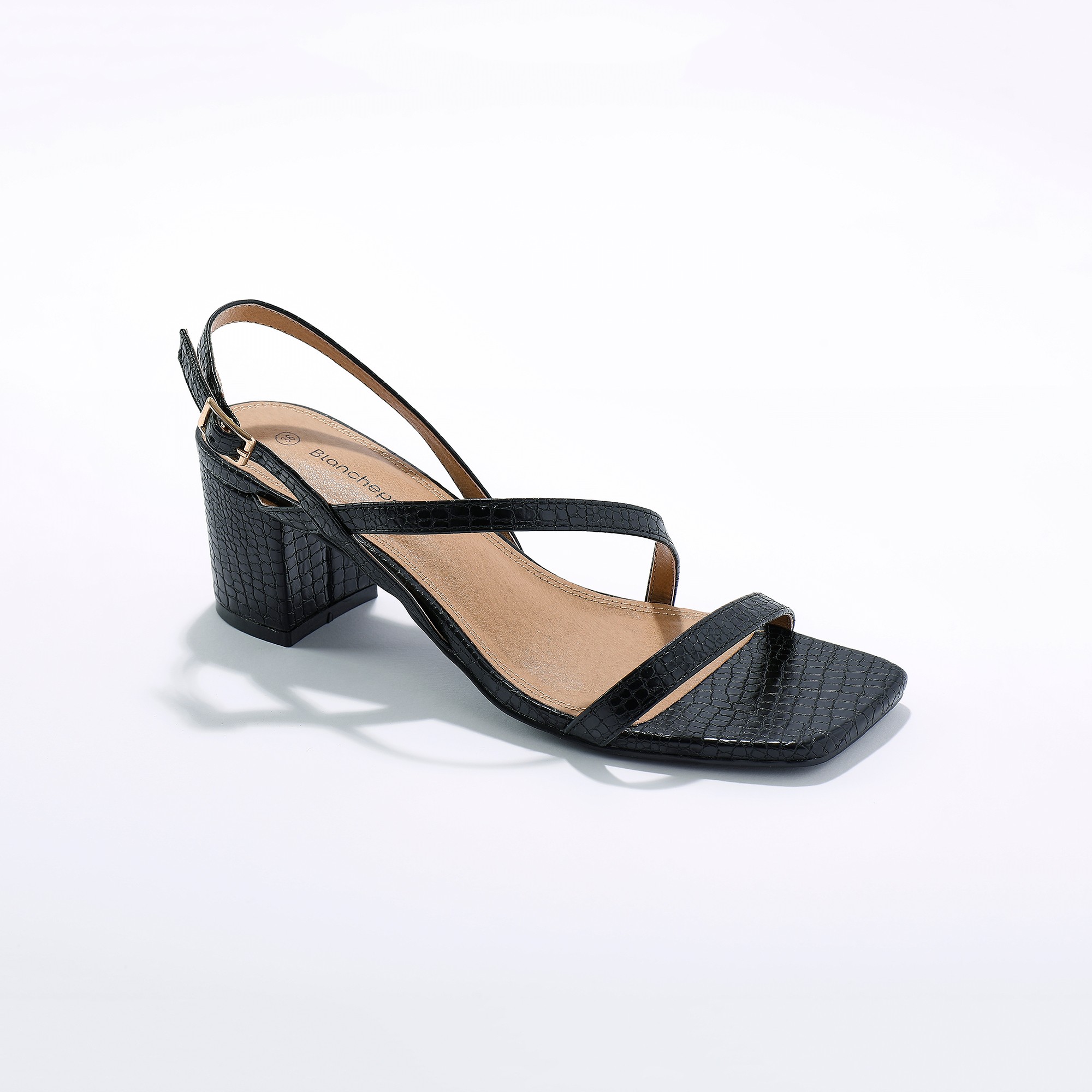 Sandales clearance blanche porte