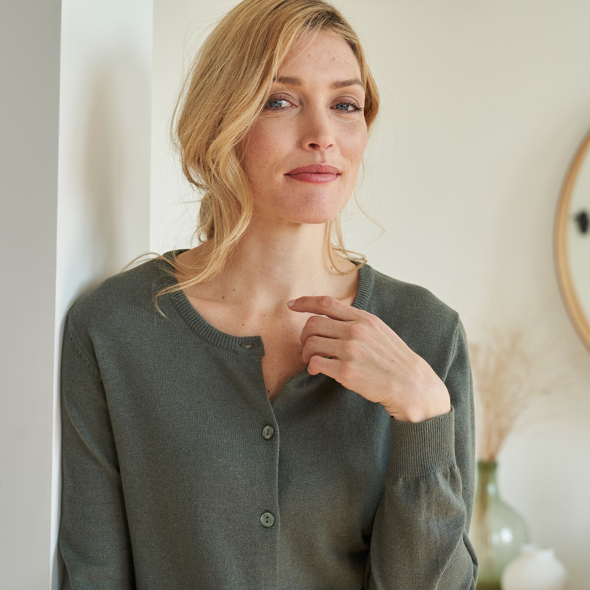 Blanche porte cardigan 2025 femme
