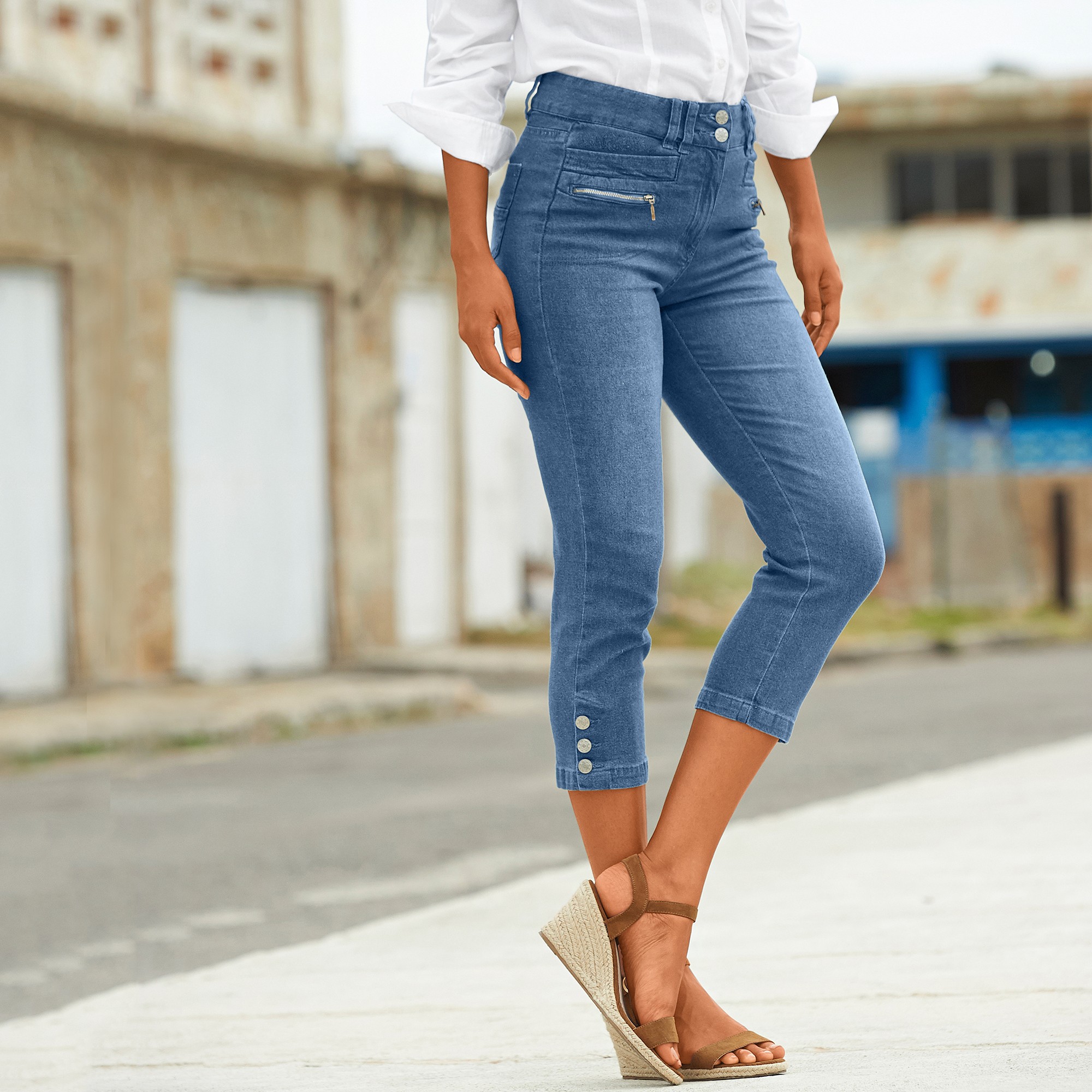 Pantacourt blanche porte outlet